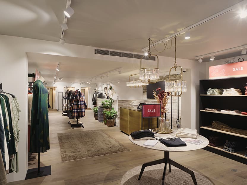 Flagship store fit-out